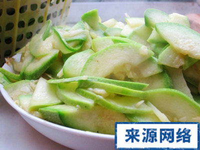 吃什麼蔬菜減肥 哪些蔬菜能減肥 可以減肥的蔬菜有哪些