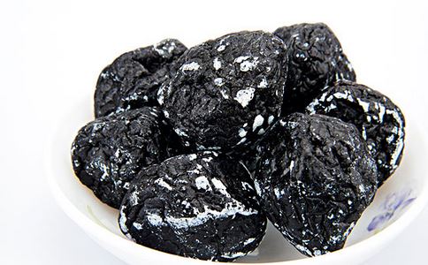 紅酒烏梅會長胖嗎 吃烏梅可以減肥嗎 烏梅怎麼吃可以減肥