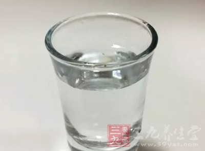 酒後駕車給人們的生命財產安全和社會治安穩定造成了極大的威脅