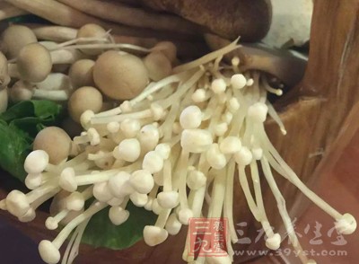 湯泡飯的熱量也會增高。