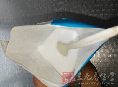 作為國家調控的物品，食鹽是由國家主導售賣的