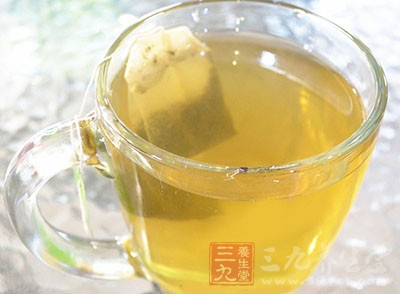 為何空腹時不能飲茶