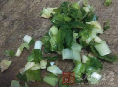 香蔥所含果膠，可明顯地減少結腸癌的發生