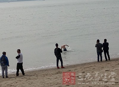 運動形式可多樣，如散步，快步走、健美操、跳舞、打太極拳、跑步、游泳等