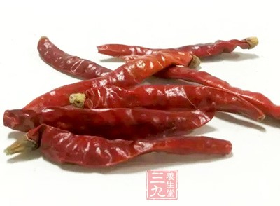 盡量不吃辛辣刺激性食物 盡量不吃辛辣刺激性食物