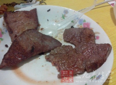 腌制食品中都含有大量的亞硝酸鹽、苯丙芘等 腌制食品中都含有大量的亞硝酸鹽、苯丙芘等