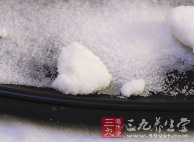 鹽是人們日常生活中必不可少的調味品 鹽是人們日常生活中必不可少的調味品