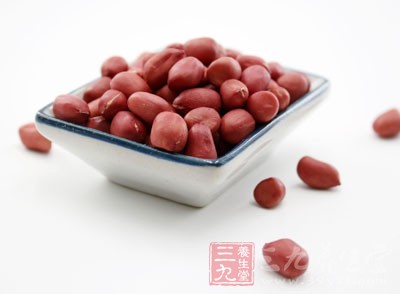營養美味的花生是很多人喜愛吃的堅果之一