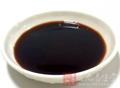 說到醬油,現在超市的醬油品種繁雜 說到醬油,現在超市的醬油品種繁雜