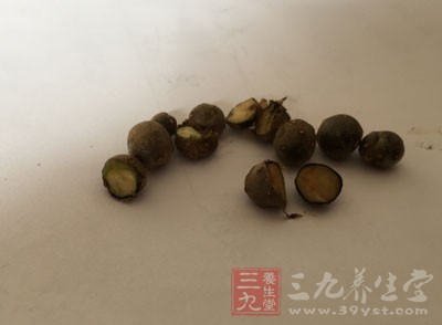 關於山藥豆發芽了還能吃嗎的問題，毫無疑問，山藥豆發芽了是不能吃的