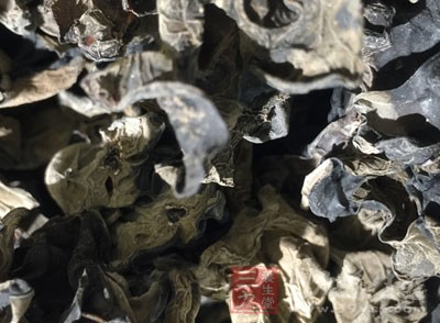 有活轎抗凝的作用,有出血性疾病的人不宜食用 有活轎抗凝的作用,有出血性疾病的人不宜食用