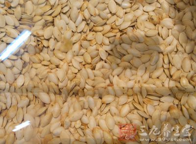 南瓜子可以防治很多生活中常見的疾病 南瓜子可以防治很多生活中常見的疾病