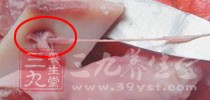 注水豬肉從表面看水淋淋的，特別亮
