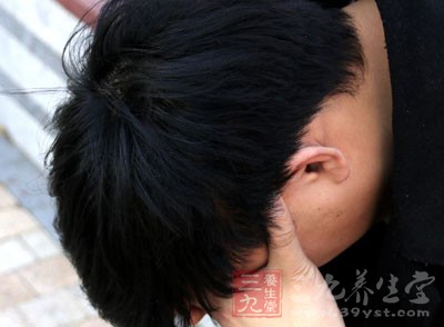 經常脫發原因是口味太重