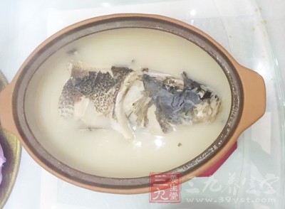 生活中常吃哪些食物易致癌過食溫熱性食物