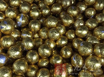 多數人在饑餓的首先食用些糖 多數人在饑餓的首先食用些糖