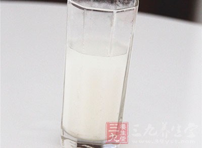 牛奶備受人們的歡迎 牛奶備受人們的歡迎