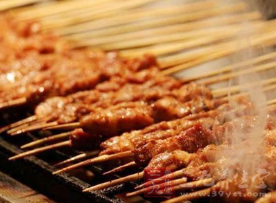 尤其是來自紅肉的動物蛋白