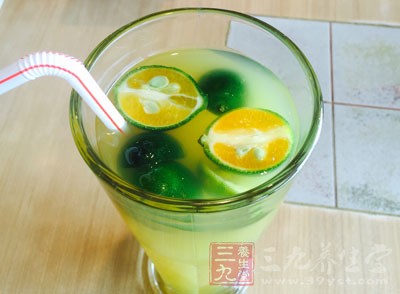多喝冷飲會加重病情，甚至使病情惡化而危及生命