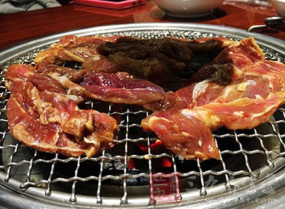 經常食用烤肉 經常食用烤肉