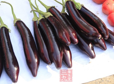 茄子越老，其中的茄鹼含量越多