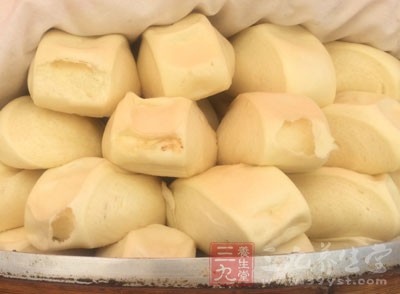 隨著生活條件好了，很多的家庭都會選擇在外面購買饅頭
