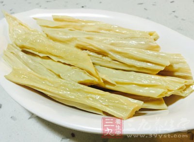 豆腐干(香干)、豆腐絲(片、皮)、腐竹、北豆腐、南豆腐等