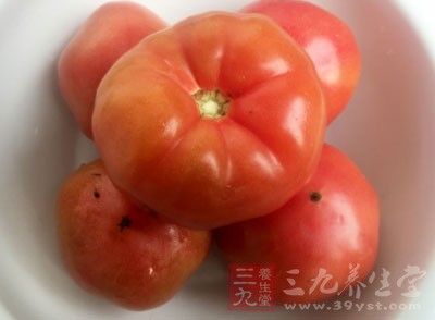 但對吸煙人群番茄紅素能降低肺癌發病風險