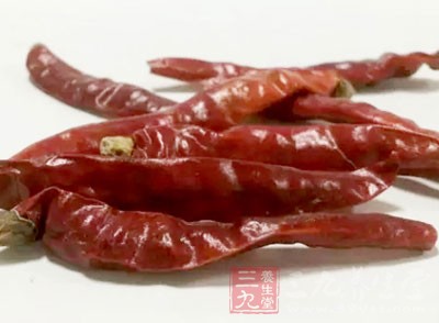 辛辣刺激的食物絕對不能吃的