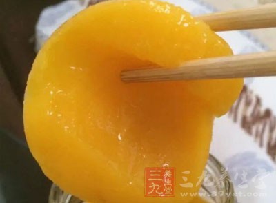 罐頭類食品能量高，導致肥胖