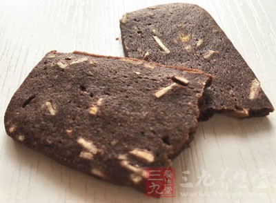 甜食雖然美味誘人，但卻對消化不利