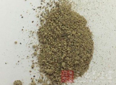 黃椒一個，孜然粉，辣椒粉，鹽，胡椒粉
