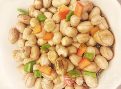 先來說說“花毛”,其實它就是水煮花生和毛豆的拼盤 先來說說“花毛”,其實它就是水煮花生和毛豆的拼盤