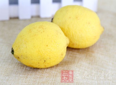 目前研究指出檸檬烯具有抗癌作用