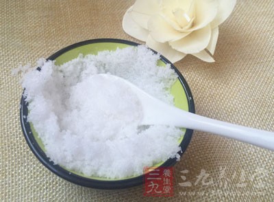 板栗500克、白砂糖30克、植物油10ML、水20克 板栗500克、白砂糖30克、植物油10ML、水20克