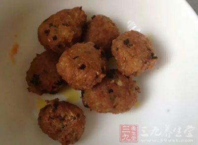 有些人為了減肥，居然以食用這些丸子減肥，其實這樣的做法是錯誤的