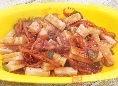 另外,澱粉類食品也最好一次吃掉,年糕等食物最多保存4小時 另外,澱粉類食品也最好一次吃掉,年糕等食物最多保存4小時