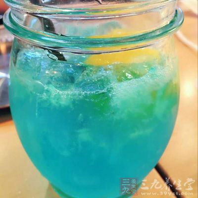 除了男性外，碳酸飲料對孕婦的影響也很大