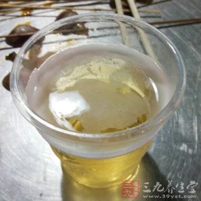 喝啤酒減肥不能像平時吃飯一樣又吃又喝 喝啤酒減肥不能像平時吃飯一樣又吃又喝