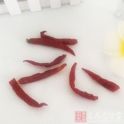 但是無論多能吃辣的人,經常吃這些辣味食物,其實是在給腸胃施加壓力 但是無論多能吃辣的人,經常吃這些辣味食物,其實是在給腸胃施加壓力