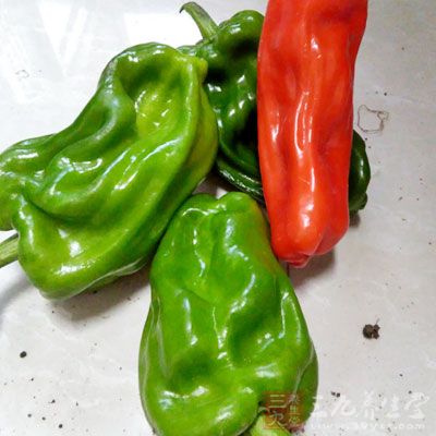 青椒實用於炒、拌、炝做菜 青椒實用於炒、拌、炝做菜
