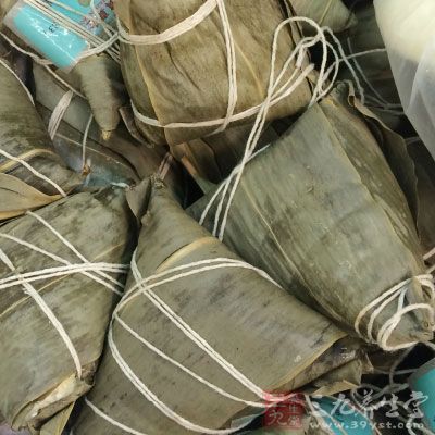 自制的粽子未經過真空處理,保質期是極其短暫的 自制的粽子未經過真空處理,保質期是極其短暫的