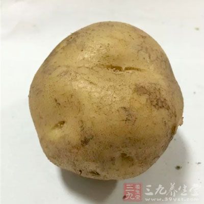 食品安全方面的研究還發現,土豆是烹調中最容易產生丙烯酰胺 食品安全方面的研究還發現,土豆是烹調中最容易產生丙烯酰胺