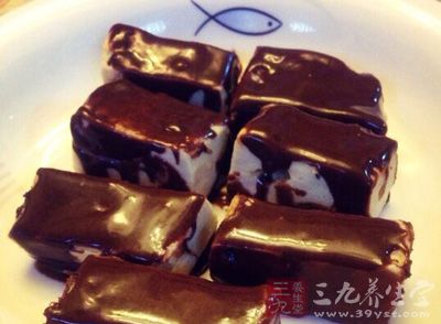 很多人都會在家裡放一些零食的儲備，以備不時之需