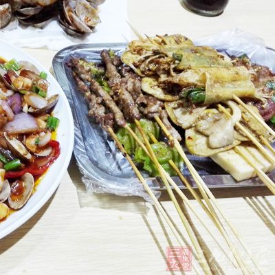 燒烤已經時下最為熱門的夜宵 燒烤已經時下最為熱門的夜宵