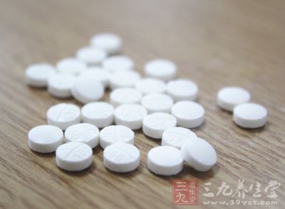 人體每天正常的生長需要各種元素，對於某種元素的缺失會使人體出現諸多異樣，而鈣就是如此
