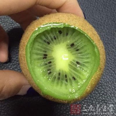 猕猴桃能為人提供大量的維生素C 猕猴桃能為人提供大量的維生素C