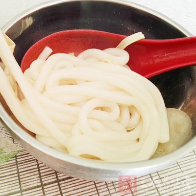 在米線中含有一種膠質的化學成分