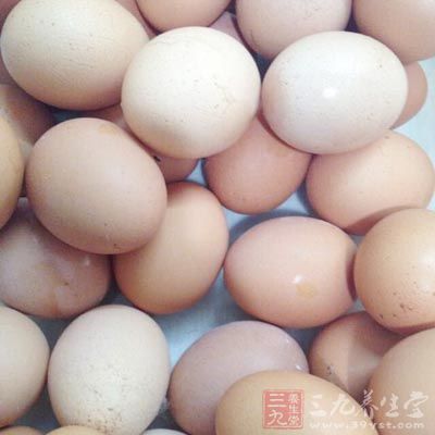 毛蛋就是雞蛋在正常發育的過程中沒有成型的胚胎