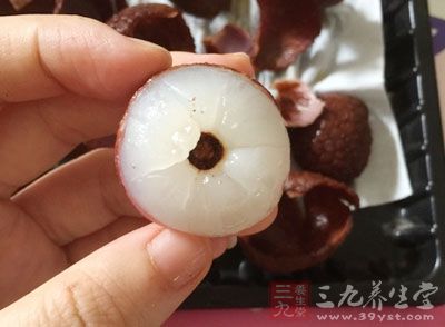 荔枝果肉甜美而且晶瑩剔透 荔枝果肉甜美而且晶瑩剔透